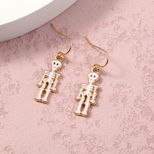 Gold Skelton Halloween earrings